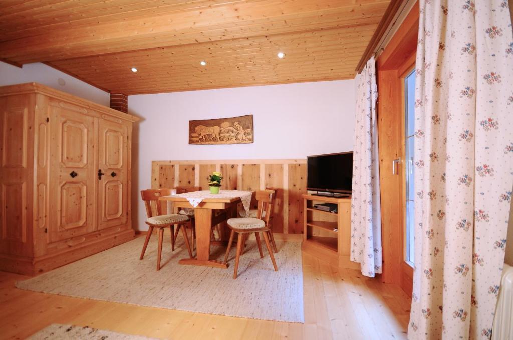 Ahnenhoefl Partenen Habitación foto